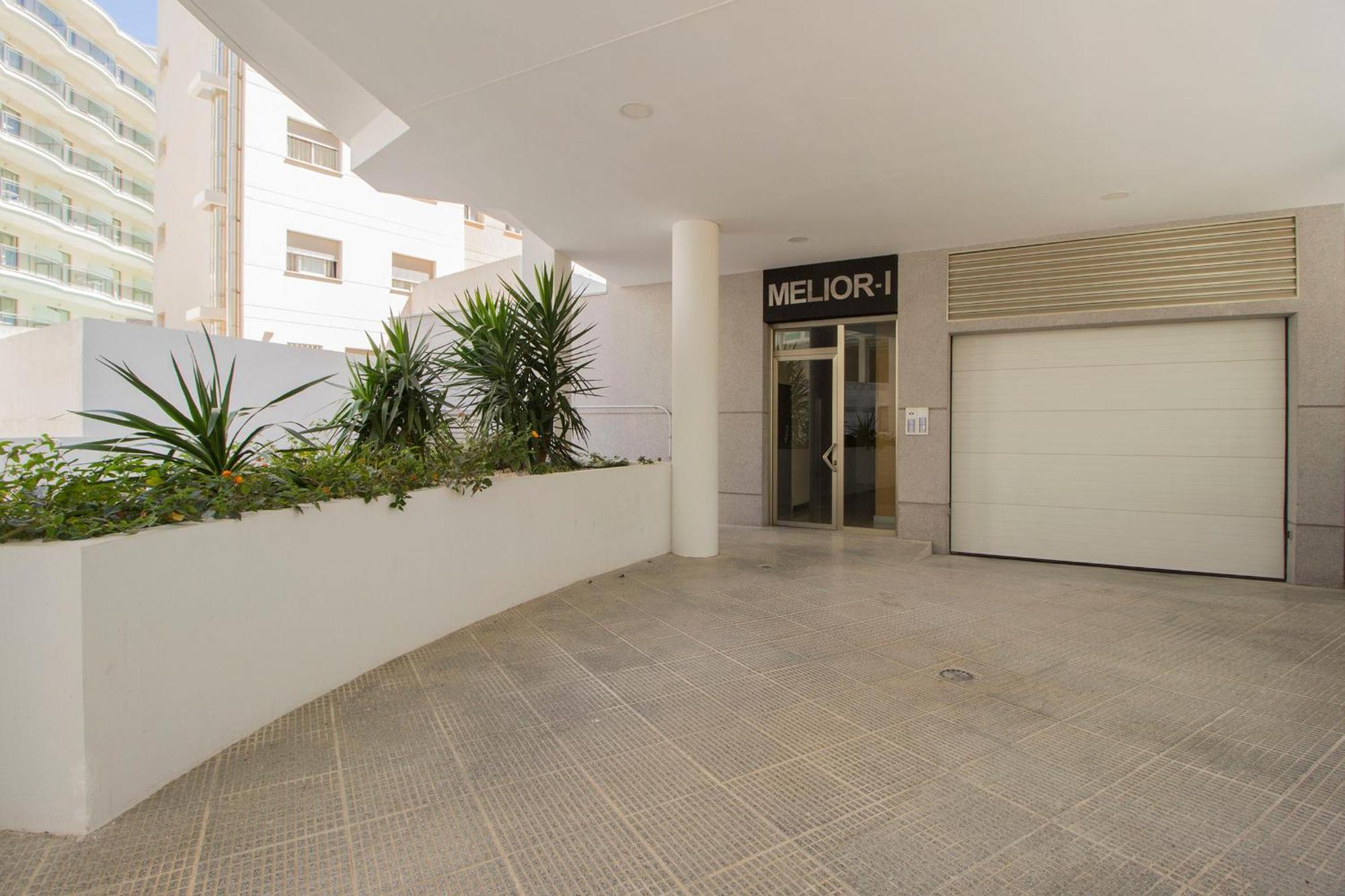 Beautiful Frontline Melioria With Panoramic Seaview Calp