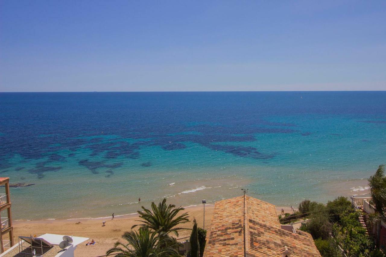Beautiful Frontline Melioria With Panoramic Seaview Calp